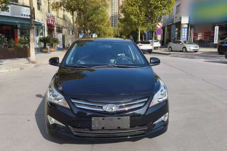 Used Hyundai Verna (older generation) 2016 1.4L Automatic Smart GLS Exterior 1