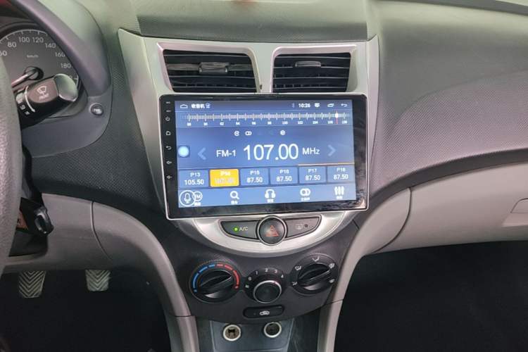 Used Hyundai Verna (older generation) 2016 1.4L Manual Smart GLS Trim Audio And AC Panel