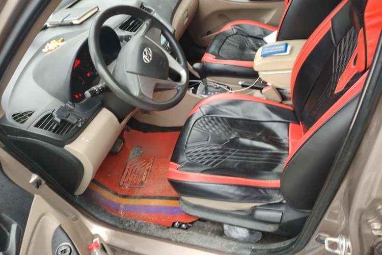 Used Hyundai Verna (older generation) 2016 1.4L Automatic Smart GLS Left Front Seat