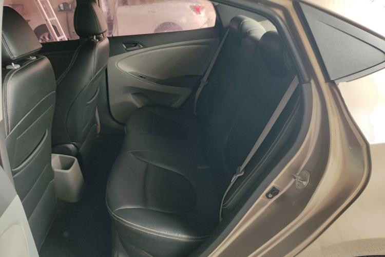 Used Hyundai Verna (older generation) 2016 1.4L Manual Smart GLS Trim Left Rear Seat