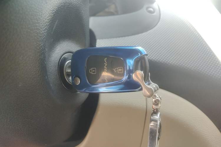 Used Hyundai Verna (older generation) 2016 1.4L Automatic Smart GLS Vehicle Key