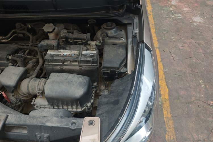 Used Hyundai Verna (older generation) 2016 1.4L Automatic Smart GLS Engine Bay Left
