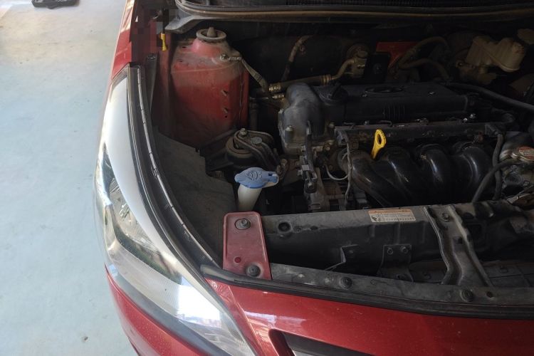 Used Hyundai Verna (older generation) 2016 1.4L Automatic Fashionable GS Model Engine Bay Right