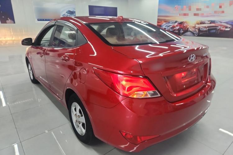 Used Hyundai Verna (older generation) 2016 1.4L Manual Smart GLS Trim Exterior 2