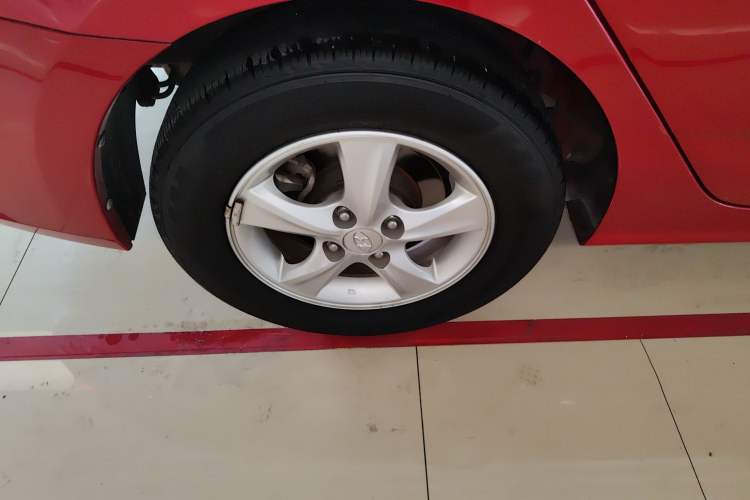 Used Hyundai Verna (older generation) 2016 1.4L Manual Smart GLS Trim Exterior 5