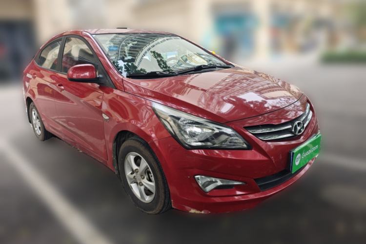 Used Hyundai Verna (older generation) 2016 1.4L Automatic Smart GLS Front Right 45 Deg