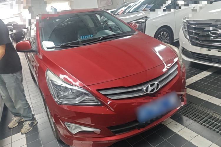 Used Hyundai Verna (older generation) 2016 1.4L Automatic Smart GLS Front Right 45 Deg