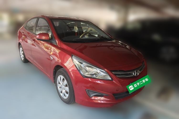 Used Hyundai Verna (older generation) 2016 1.4L Automatic Fashionable GS Model Front Right 45 Deg