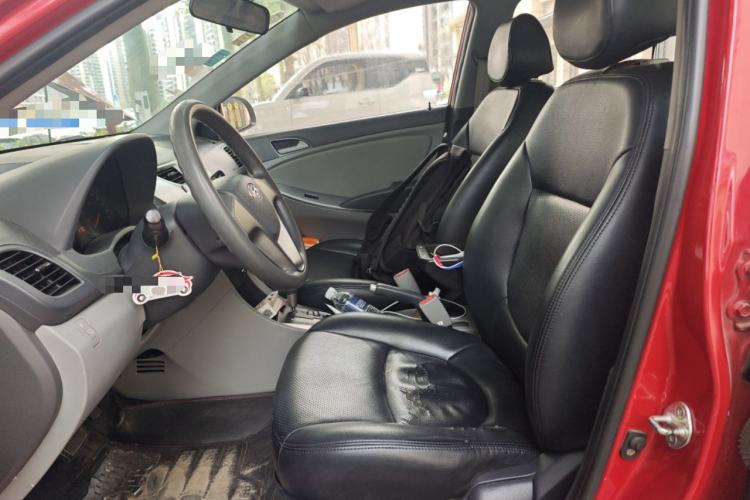 Used Hyundai Verna (older generation) 2016 1.4L Automatic Smart GLS Left Front Seat