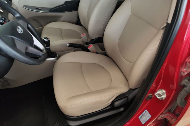 Used Hyundai Verna (older generation) 2016 1.4L Manual Smart GLS Trim Left Front Seat