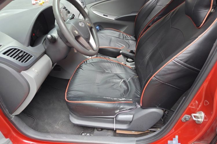 Used Hyundai Verna (older generation) 2016 1.4L Automatic Fashionable GS Model Left Front Seat