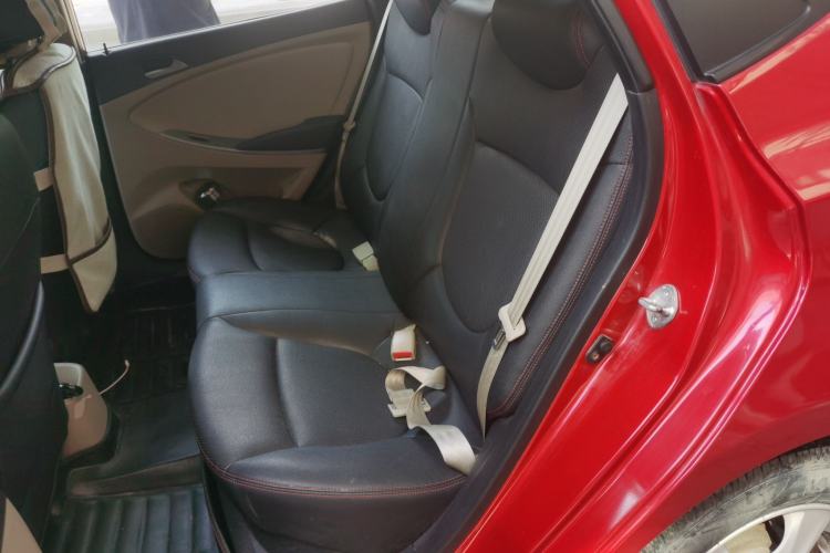 Used Hyundai Verna (older generation) 2016 1.4L Manual Smart GLS Trim Left Rear Seat