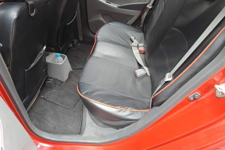 Used Hyundai Verna (older generation) 2016 1.4L Automatic Fashionable GS Model Left Rear Seat