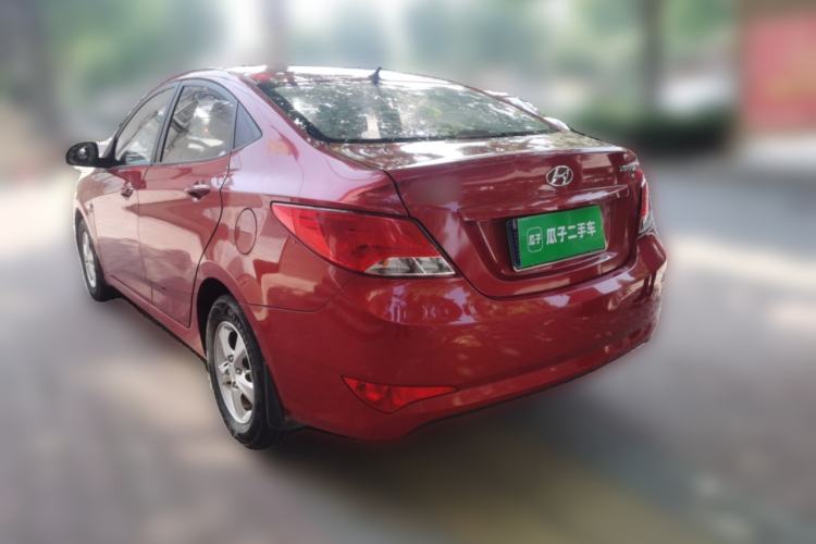 Used Hyundai Verna (older generation) 2016 1.4L Manual Smart GLS Trim Rear Left 45 Deg