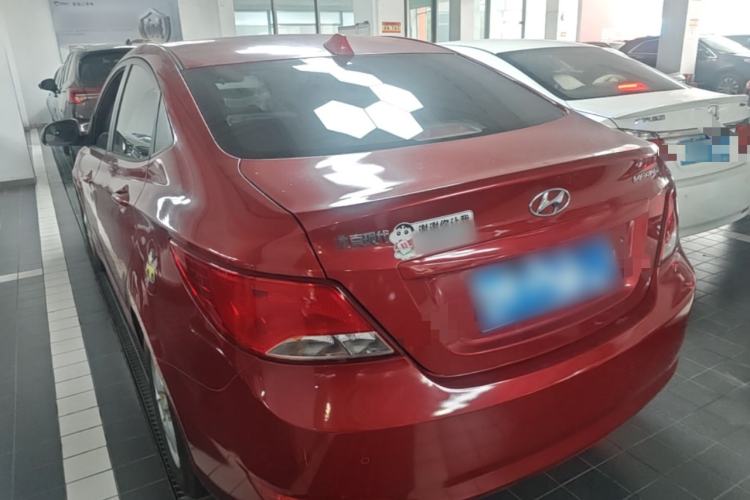 Used Hyundai Verna (older generation) 2016 1.4L Automatic Smart GLS Rear Left 45 Deg