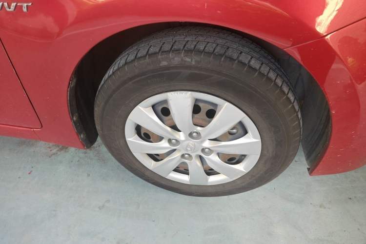 Used Hyundai Verna (older generation) 2016 1.4L Automatic Fashionable GS Model Right Front Wheel Hub