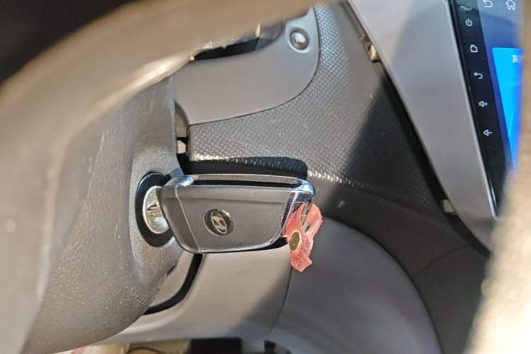Used Hyundai Verna (older generation) 2016 1.4L Automatic Smart GLS Vehicle Key