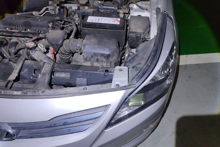 Used Hyundai Verna (older generation) 2016 1.4L Automatic Smart GLS Engine Bay Left