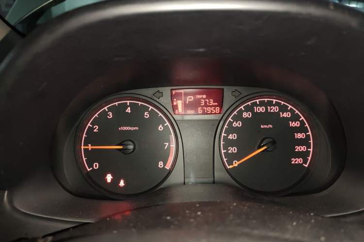 Used Hyundai Verna (older generation) 2016 1.4L Automatic Smart GLS Instrument Cluster