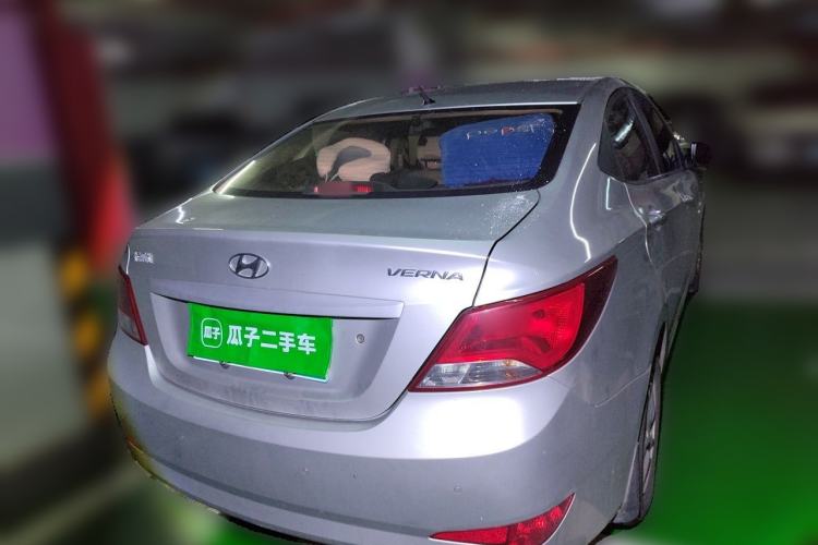 Used Hyundai Verna (older generation) 2016 1.4L Automatic Smart GLS Rear Right 45 Deg