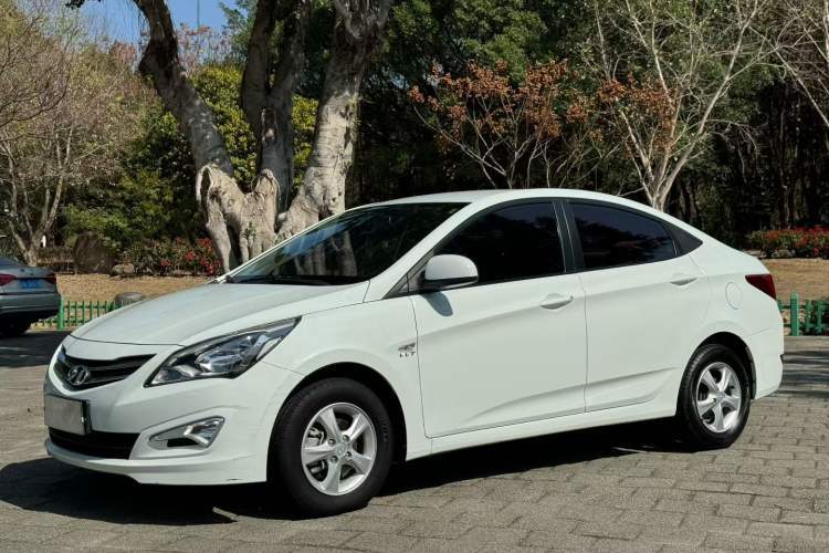 Ojetý Hyundai Verna (older generation) 2016 1.4L Automatic Smart GLS Guazi used car, China used car export, Used car for sale, Used  cars, Cheapest cars for sale