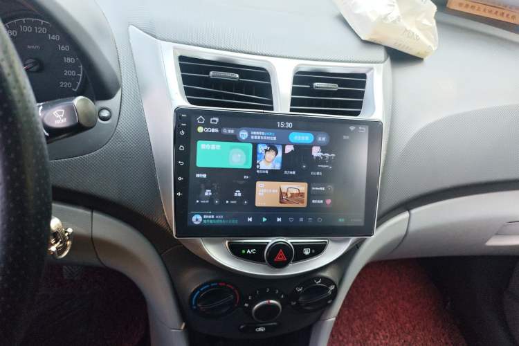 Used Hyundai Verna (older generation) 2016 1.4L Manual Smart GLS Trim Audio And AC Panel