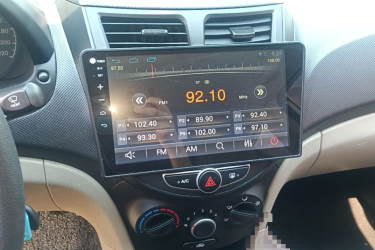 Used Hyundai Verna (older generation) 2016 1.4L Automatic Fashionable GS Model Audio And AC Panel