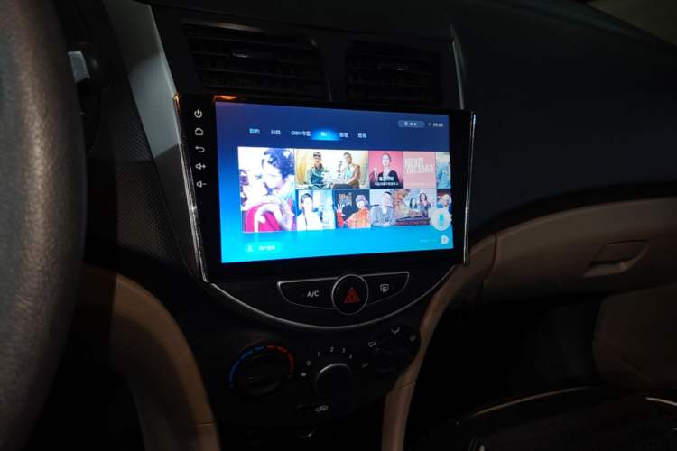 Used Hyundai Verna (older generation) 2016 1.4L Manual Smart GLS Trim Audio And AC Panel