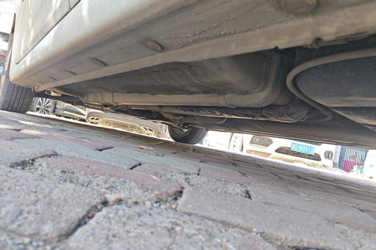 Used Hyundai Verna (older generation) 2016 1.4L Manual Smart GLS Trim Chassis Rear Left