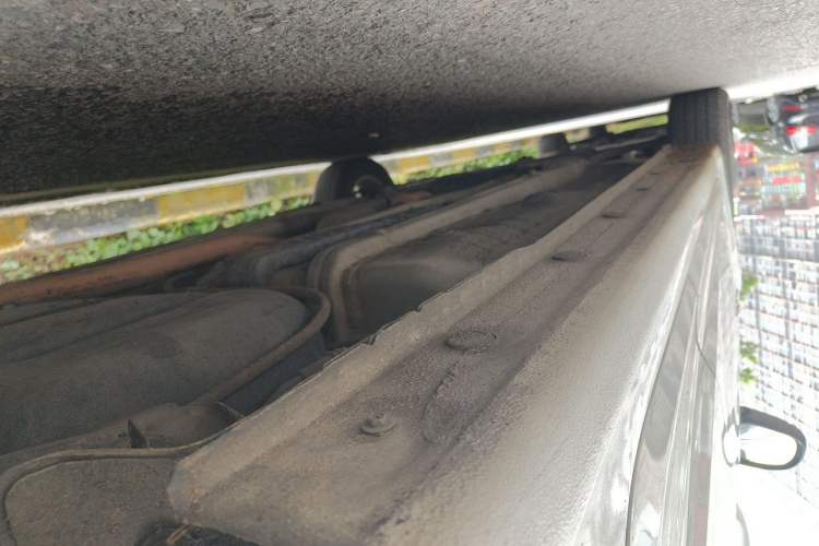 Used Hyundai Verna (older generation) 2016 1.4L Automatic Smart GLS Chassis Rear Left