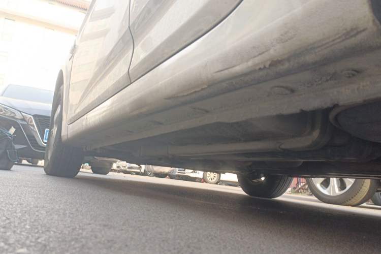 Used Hyundai Verna (older generation) 2016 1.4L Automatic Smart GLS Chassis Rear Left