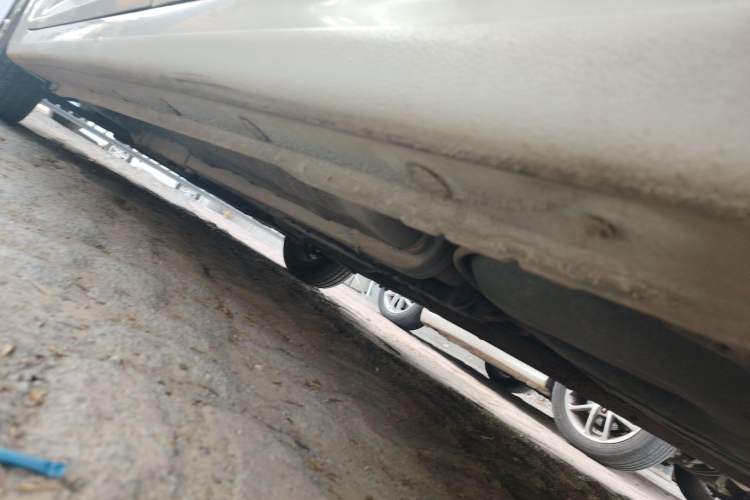 Used Hyundai Verna (older generation) 2016 1.4L Automatic Leading-Edge GLX Chassis Rear Left