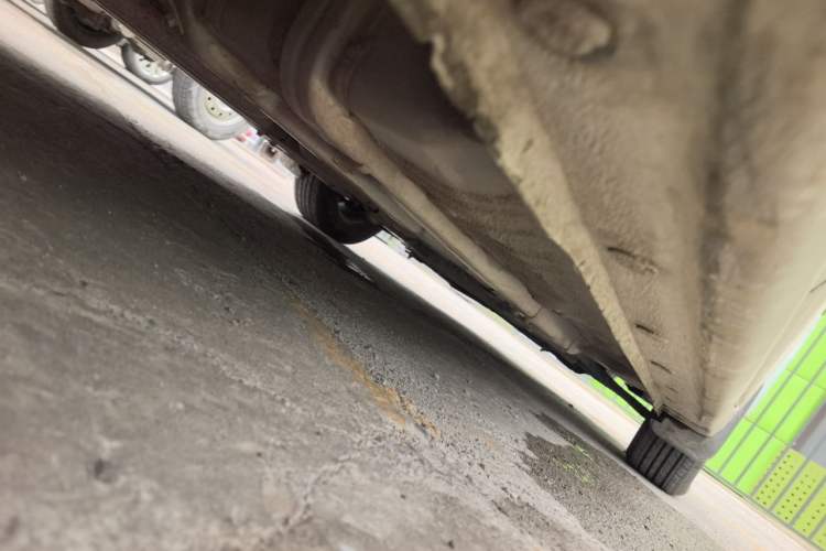 Used Hyundai Verna (older generation) 2016 1.4L Manual Smart GLS Trim Chassis Rear Right