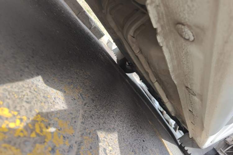 Used Hyundai Verna (older generation) 2016 1.4L Manual Smart GLS Trim Chassis Rear Right