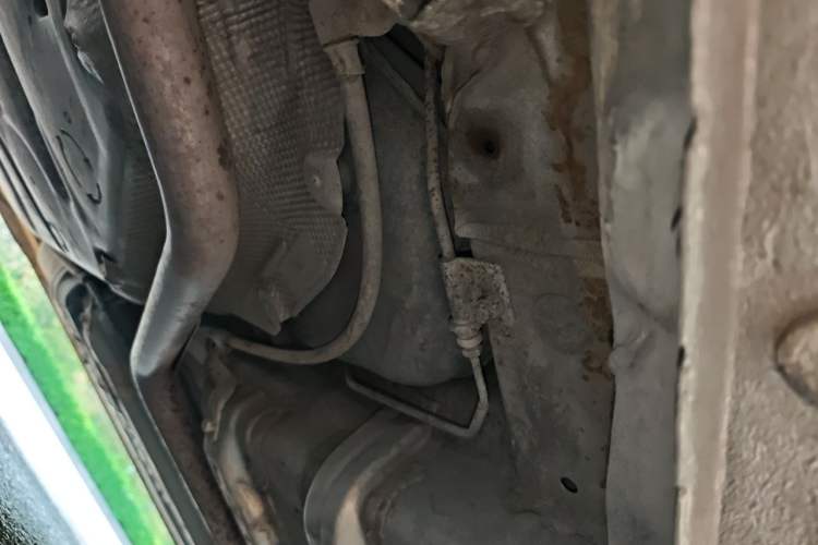 Used Hyundai Verna (older generation) 2016 1.4L Manual Smart GLS Trim Chassis Rear Right