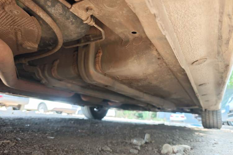Used Hyundai Verna (older generation) 2016 1.4L Manual Smart GLS Trim Chassis Rear Right
