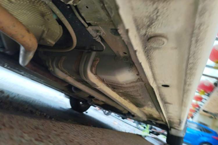 Used Hyundai Verna (older generation) 2016 1.4L Automatic Smart GLS Chassis Rear Right