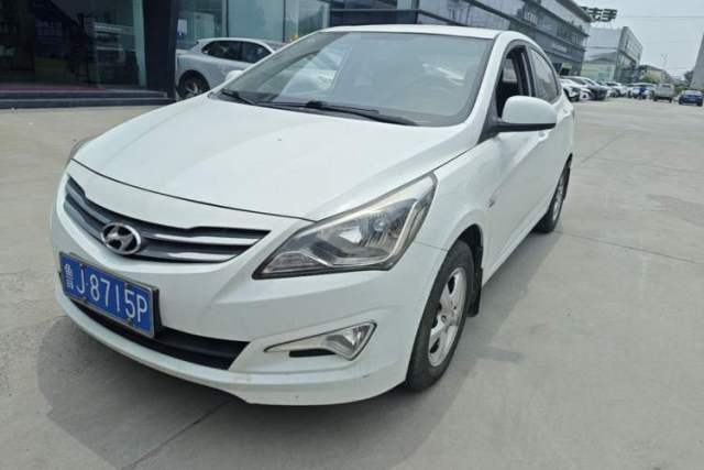 Used Hyundai Verna (older generation) 2016 1.4L Manual Smart GLS Trim