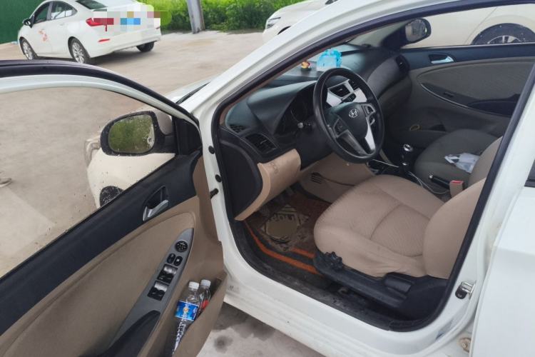 Used Hyundai Verna (older generation) 2016 1.4L Manual Flagship TOP Model Driver Seat