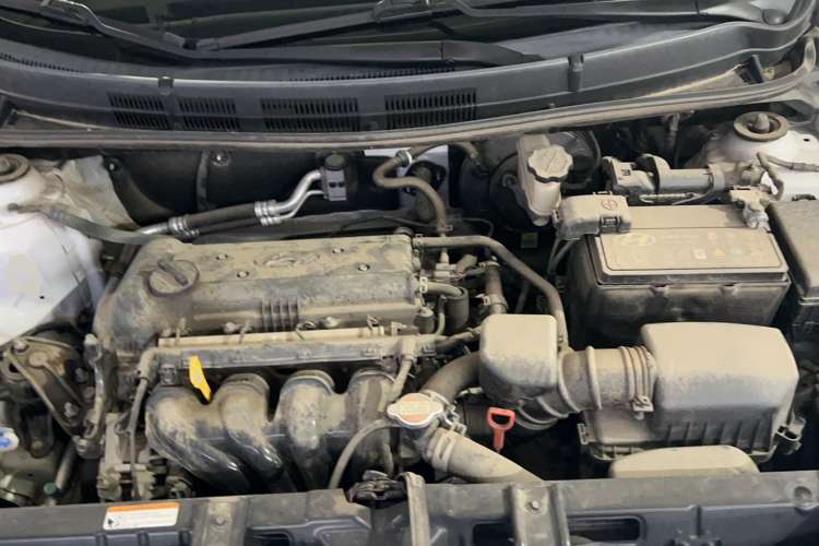 Used Hyundai Verna (older generation) 2016 1.4L Automatic Smart GLS Engine Bay