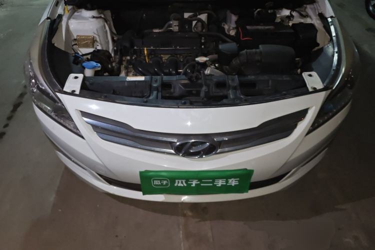 Used Hyundai Verna (older generation) 2016 1.4L Manual Smart GLS Trim Engine Bay