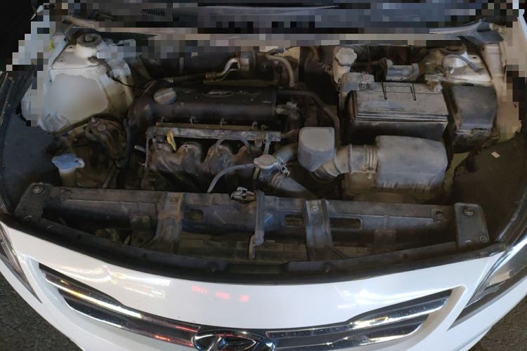 Used Hyundai Verna (older generation) 2016 1.4L Manual Smart GLS Trim Engine Bay