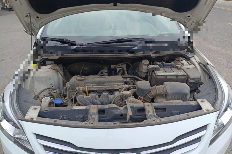 Used Hyundai Verna (older generation) 2016 1.4L Automatic Smart GLS Engine Bay