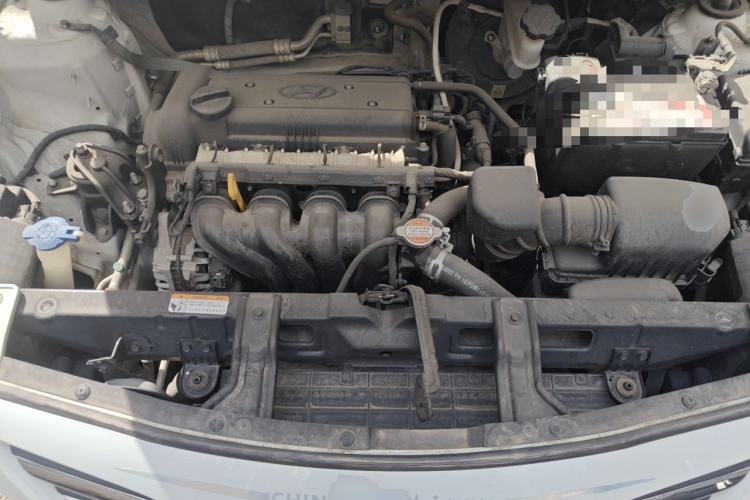 Used Hyundai Verna (older generation) 2016 1.4L Manual Smart GLS Trim Engine Bay