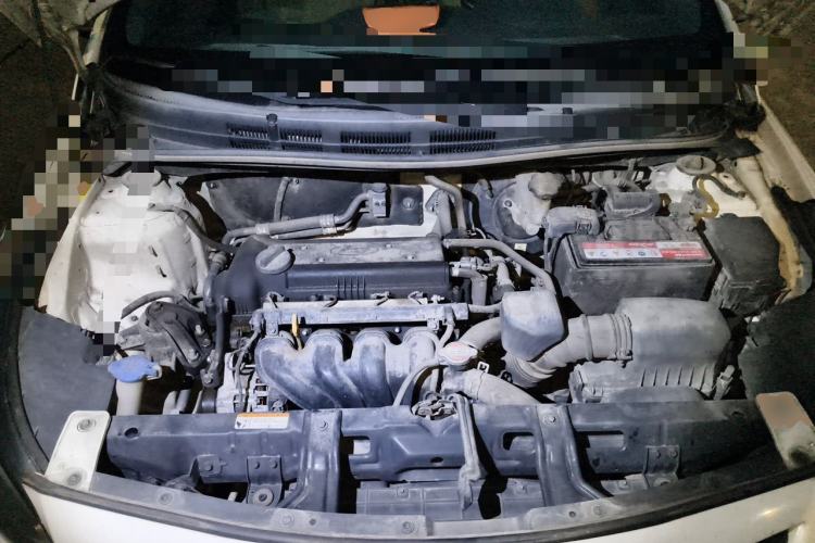 Used Hyundai Verna (older generation) 2016 1.4L Manual Smart GLS Trim Engine Bay