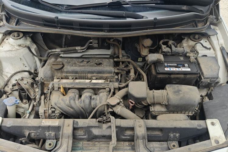 Used Hyundai Verna (older generation) 2016 1.4L Automatic Smart GLS Engine Bay