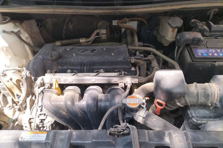 Used Hyundai Verna (older generation) 2016 1.4L Automatic Smart GLS Engine Bay