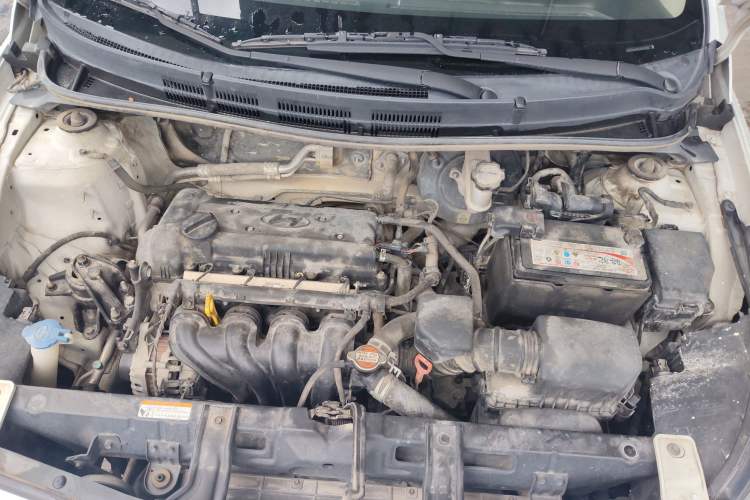 Used Hyundai Verna (older generation) 2016 1.4L Automatic Smart GLS Engine Bay