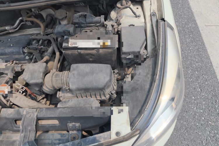 Used Hyundai Verna (older generation) 2016 1.4L Automatic Smart GLS Engine Bay Left