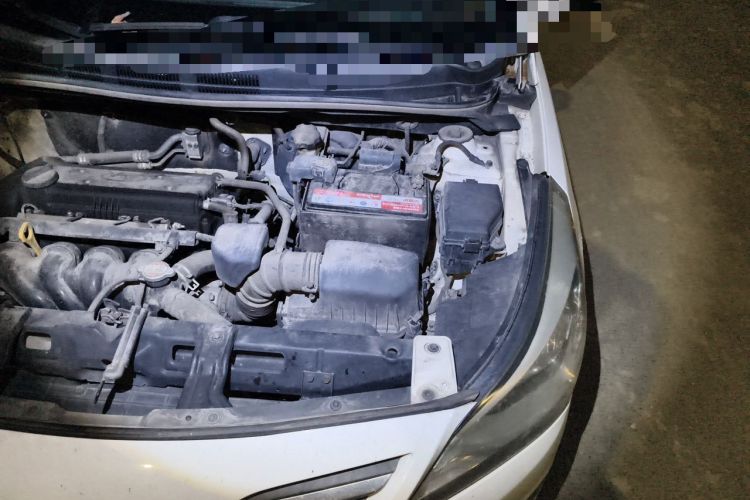 Used Hyundai Verna (older generation) 2016 1.4L Manual Smart GLS Trim Engine Bay Left